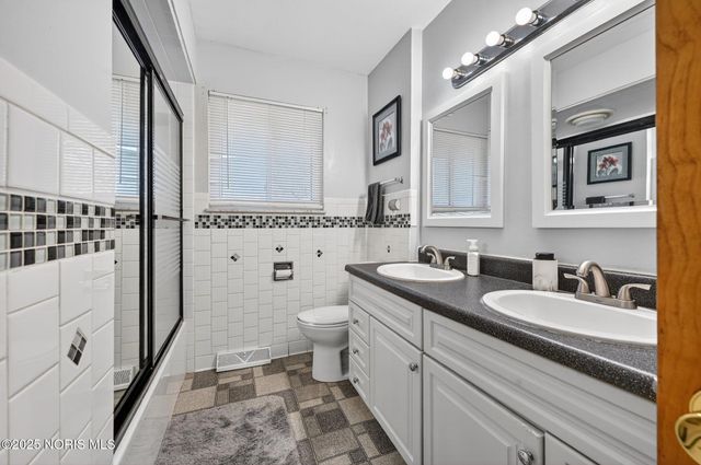 4035 Greencrest Lane, Toledo, OH 43614