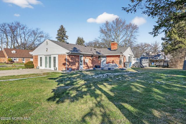 4035 Greencrest Lane, Toledo, OH 43614