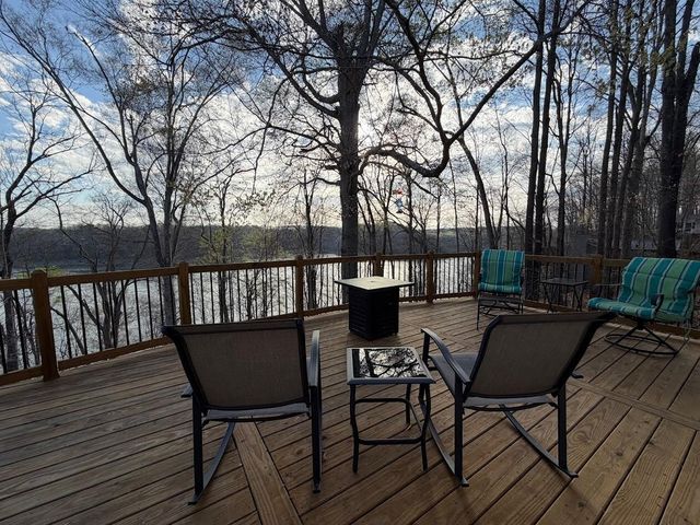 404 Lorel Dunbar Road, Jamestown, KY 42629