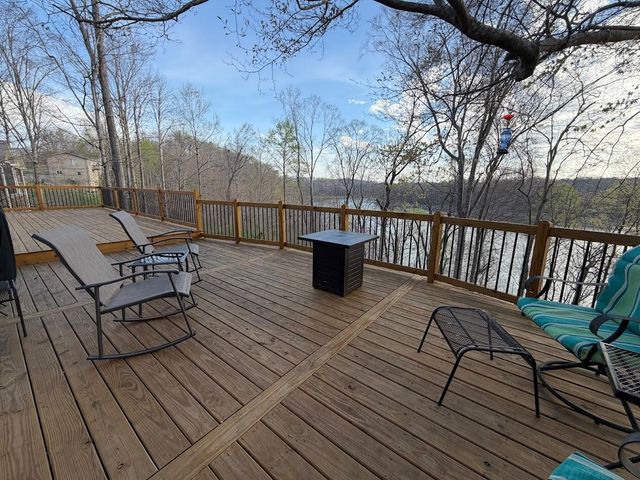 404 Lorel Dunbar Road, Jamestown, KY 42629