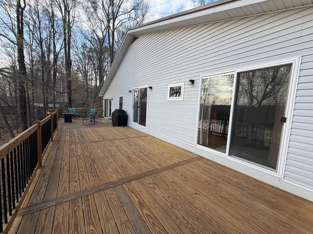 404 Lorel Dunbar Road, Jamestown, KY 42629