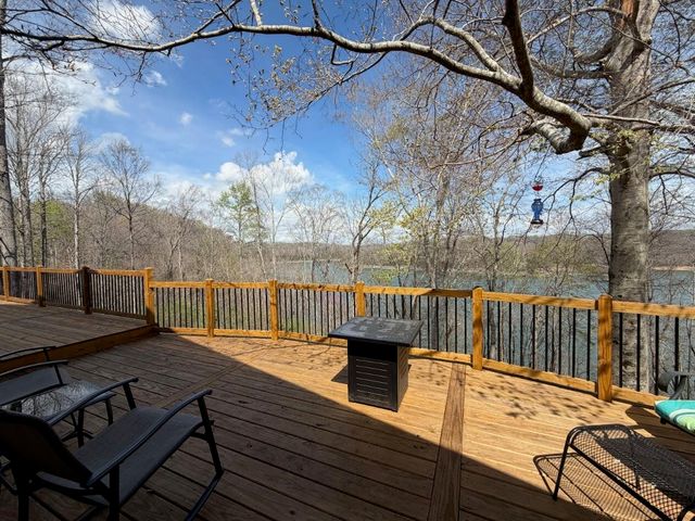 404 Lorel Dunbar Road, Jamestown, KY 42629