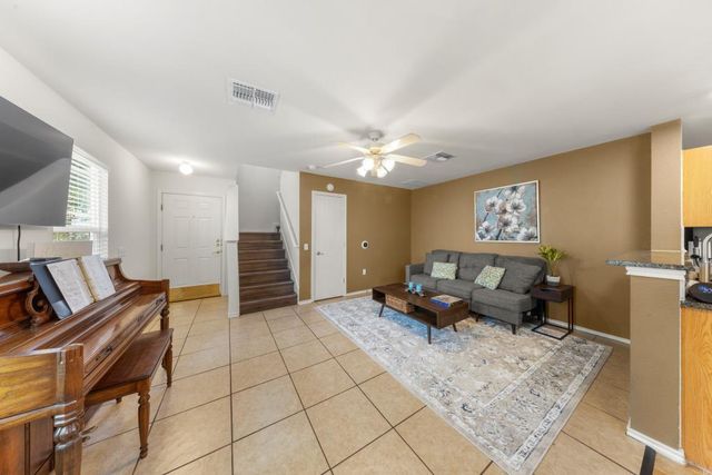 8716 Davis Oaks TRL, Austin, TX 78748