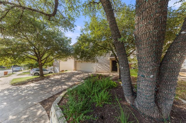 8716 Davis Oaks TRL, Austin, TX 78748