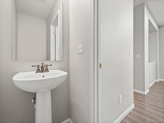 18099 E Orchard Place, Aurora, CO 80016