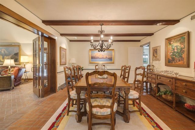 6815 N Country Club Drive, Oklahoma City, OK 73116