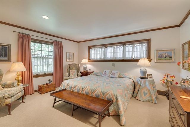 6815 N Country Club Drive, Oklahoma City, OK 73116