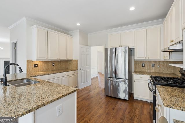 5055 Mallory Court, Suwanee, GA 30024