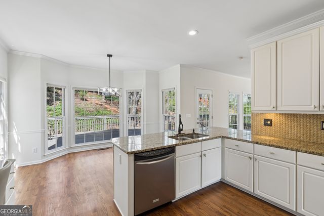 5055 Mallory Court, Suwanee, GA 30024