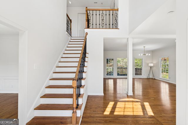 5055 Mallory Court, Suwanee, GA 30024