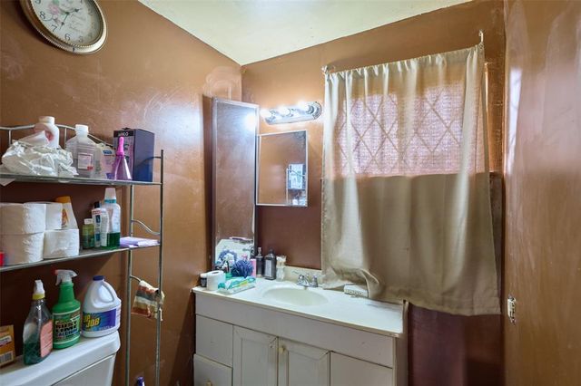 3214 Stallings Drive, Houston, TX 77088