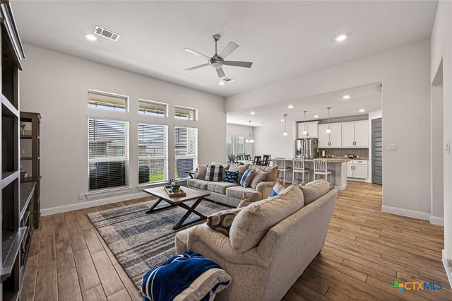 361 Misty Sails, Cibolo, TX 78108