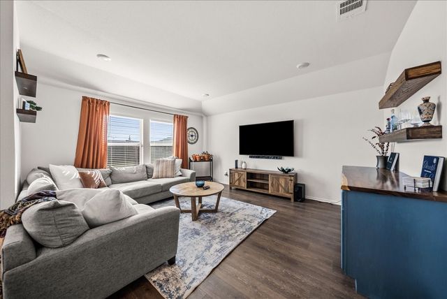 816 Glover Drive, Aubrey, TX 76227