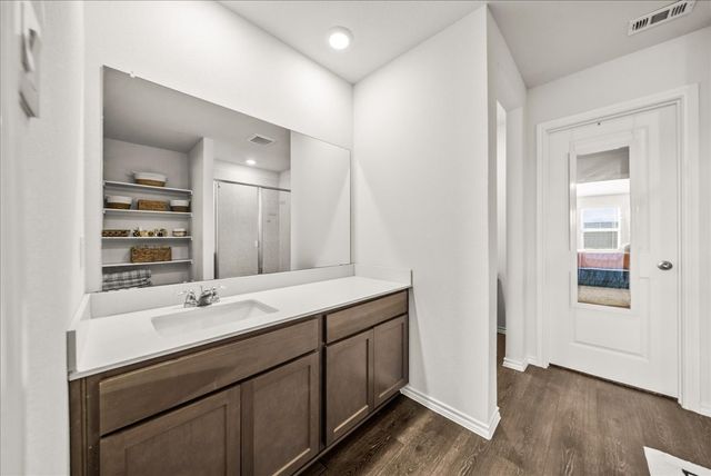 816 Glover Drive, Aubrey, TX 76227