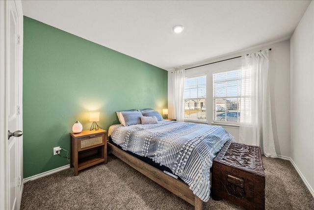 816 Glover Drive, Aubrey, TX 76227