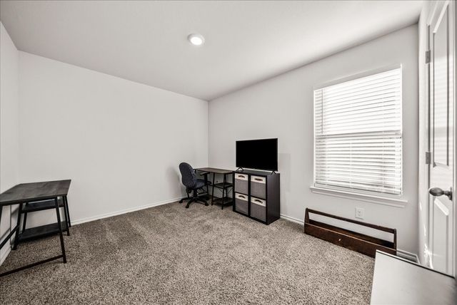 816 Glover Drive, Aubrey, TX 76227