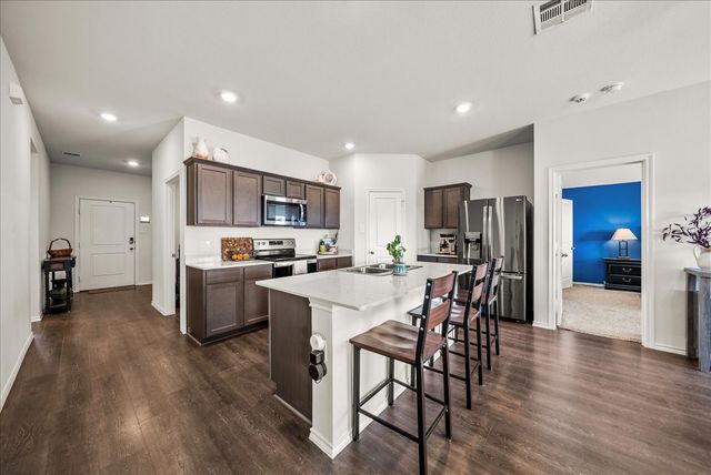 816 Glover Drive, Aubrey, TX 76227