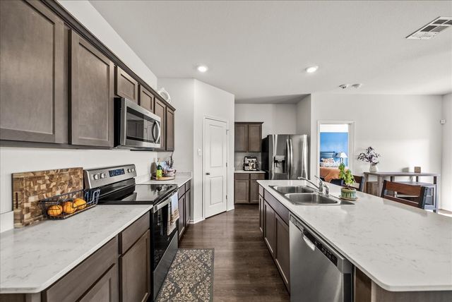 816 Glover Drive, Aubrey, TX 76227