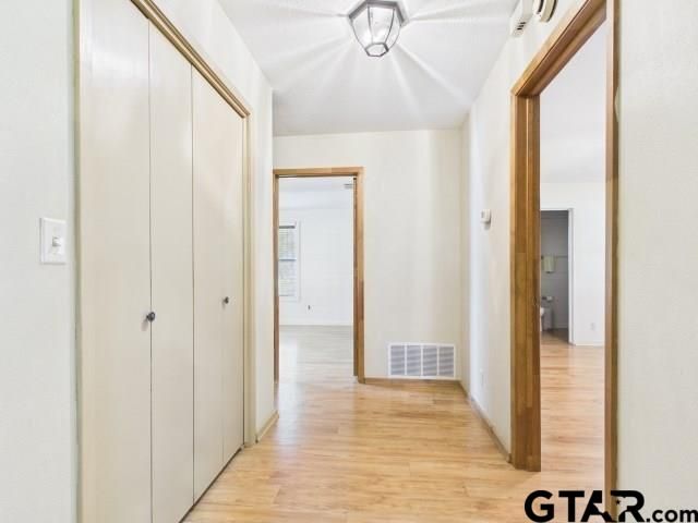 3221 Bandera St, Athens, TX 75752