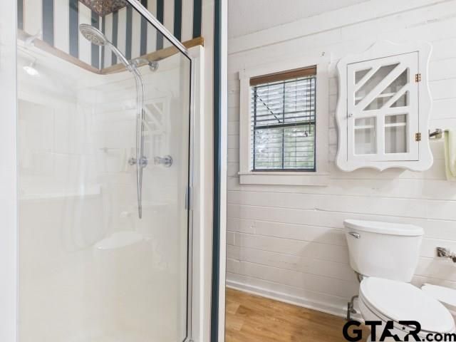 3221 Bandera St, Athens, TX 75752