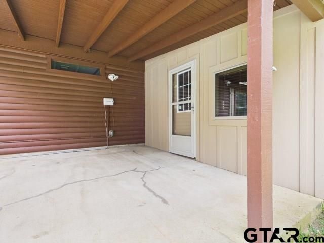 3221 Bandera St, Athens, TX 75752