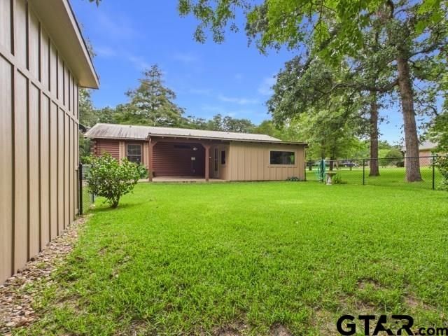 3221 Bandera St, Athens, TX 75752