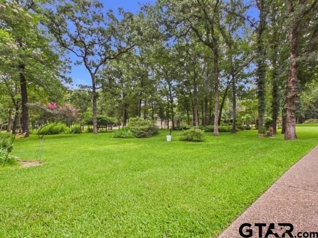 3221 Bandera St, Athens, TX 75752