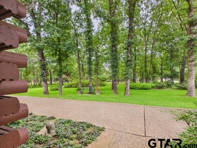 3221 Bandera St, Athens, TX 75752