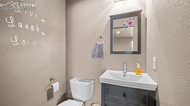 140 N ELLICOTT Highway, Calhan, CO 80808