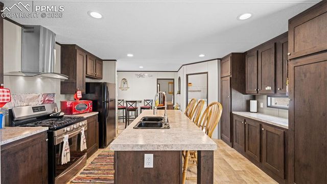 140 N ELLICOTT Highway, Calhan, CO 80808