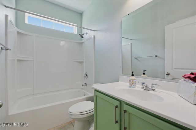 212 Cable Lake Circle, Calabash, NC 28467