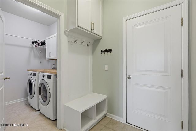 212 Cable Lake Circle, Calabash, NC 28467