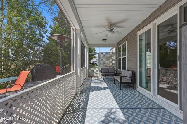 212 Cable Lake Circle, Calabash, NC 28467