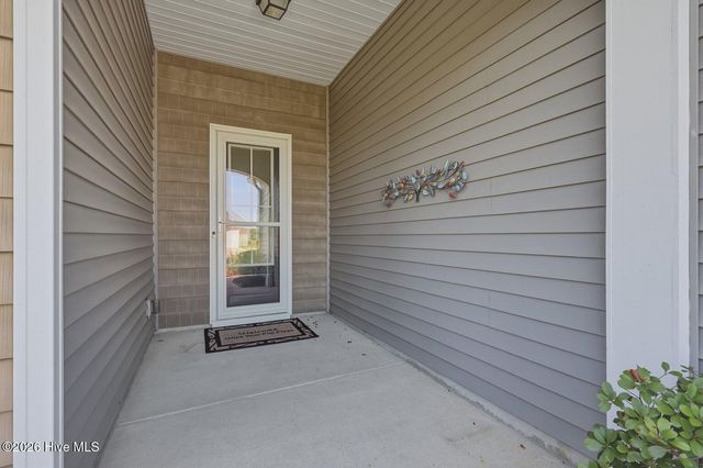 212 Cable Lake Circle, Calabash, NC 28467