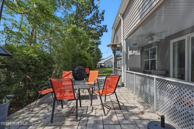 212 Cable Lake Circle, Calabash, NC 28467