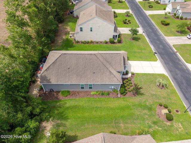 212 Cable Lake Circle, Calabash, NC 28467