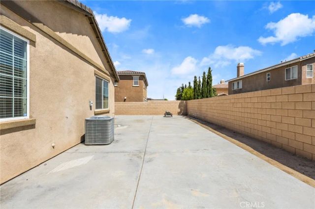 15023 Mandalay, Victorville, CA 92394