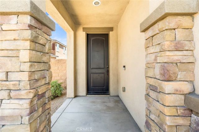 15023 Mandalay, Victorville, CA 92394