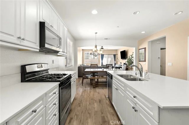 15023 Mandalay, Victorville, CA 92394