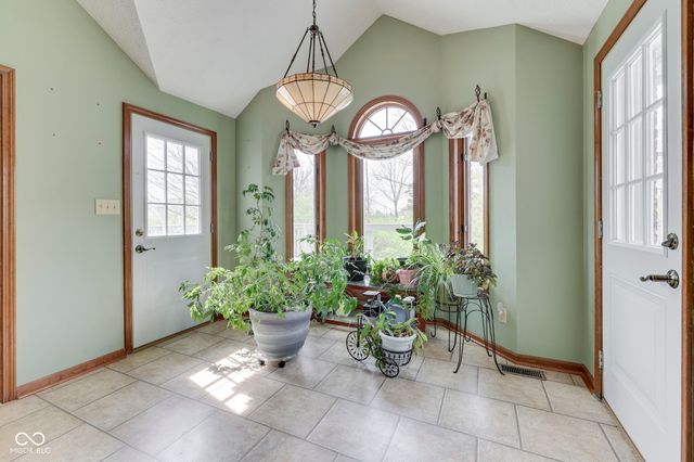 1132 Texarkana Drive, Indianapolis, IN 46231