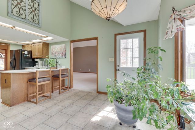 1132 Texarkana Drive, Indianapolis, IN 46231