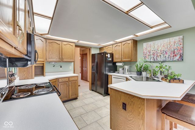 1132 Texarkana Drive, Indianapolis, IN 46231