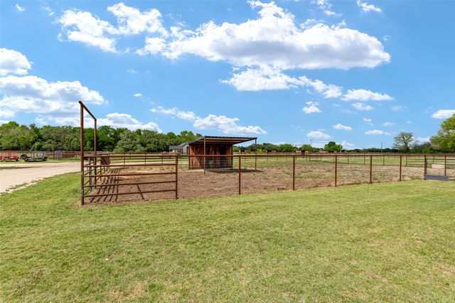 11200 Light Road, Lipan, TX 76462