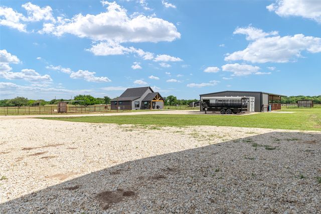 11200 Light Road, Lipan, TX 76462