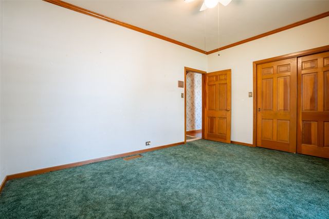 908 W Barnes Avenue, Comanche, TX 76442