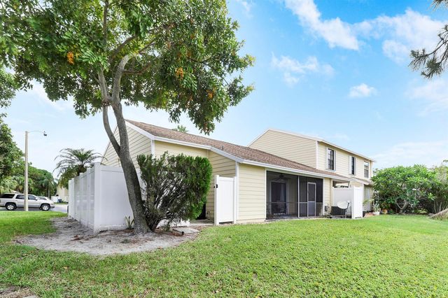 703 Stonewood Court 16c, Jupiter, FL 33458