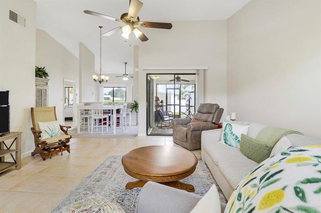 703 Stonewood Court 16c, Jupiter, FL 33458