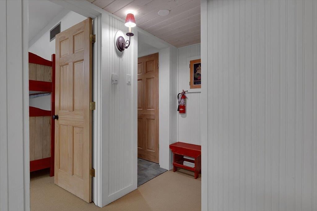 Image 10 of property listing at 35 Firehouse Road, Taos Ski Valley, NM 87525