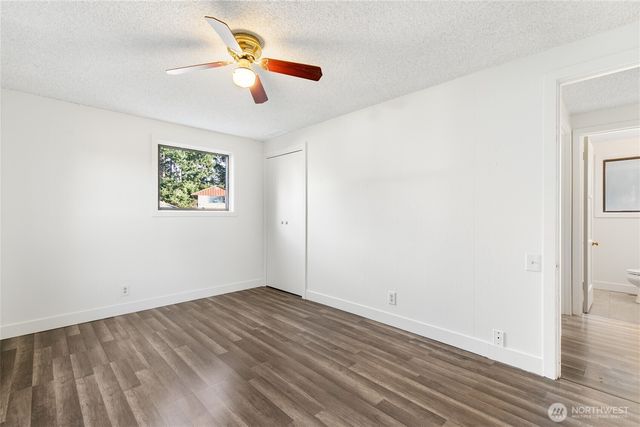 19504 3rd Avenue S, Des Moines, WA 98148