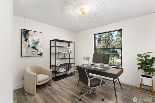 19504 3rd Avenue S, Des Moines, WA 98148